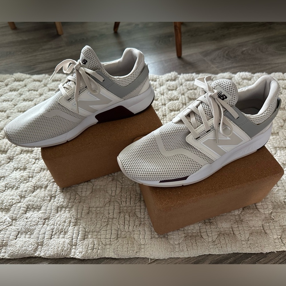 Women’s New Balance Sneaker | Cream and Maroon | Size 9